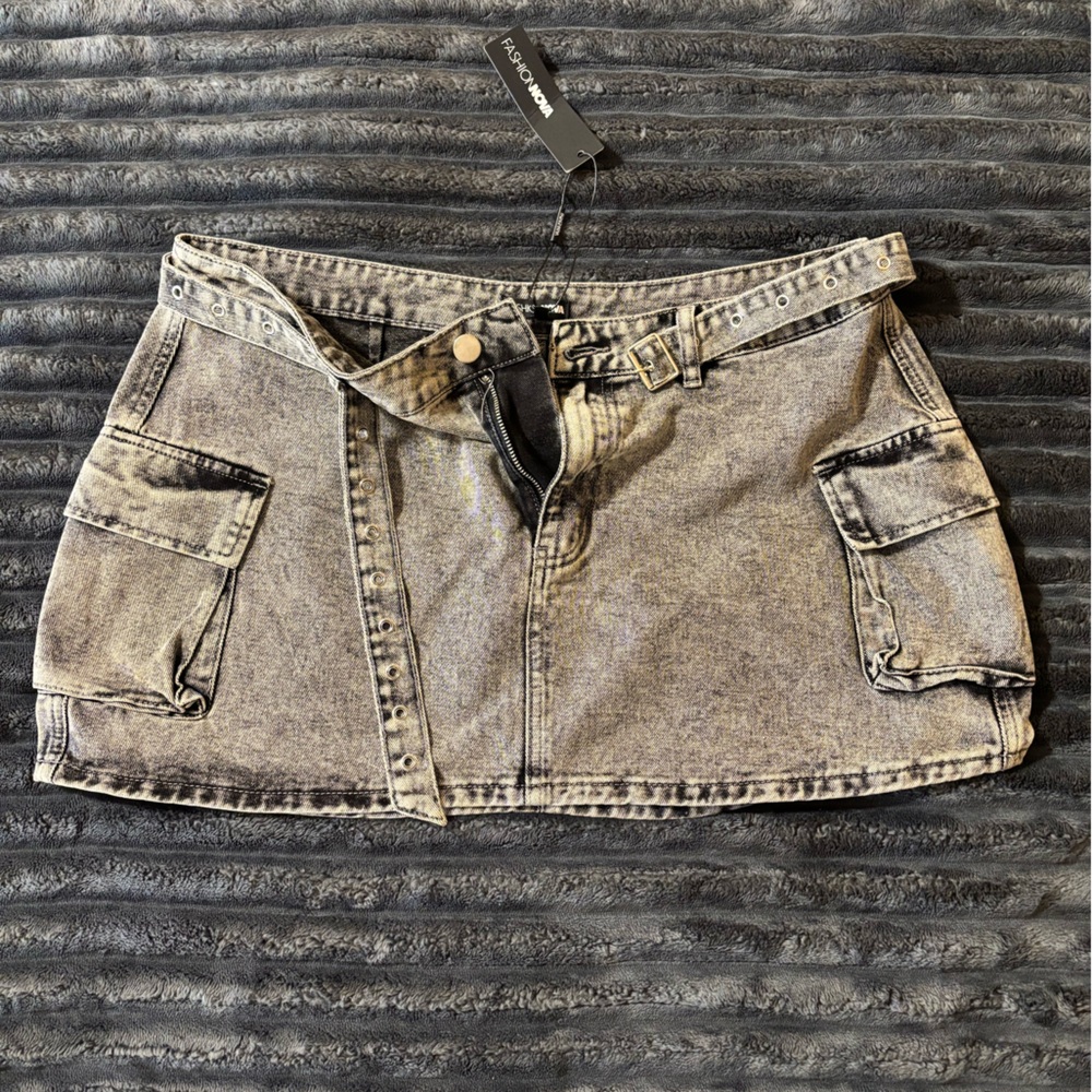 Fashion Nova Gray Mini Skirt
